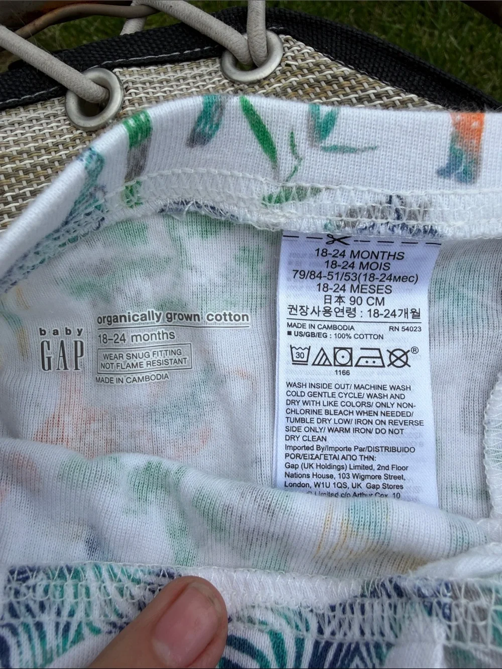 GAP White Kids Pajama Set with Multicolor Safari Animals